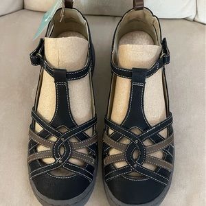 JBU BY JAMBU DOVE MEMORY FOAM SZ7.5